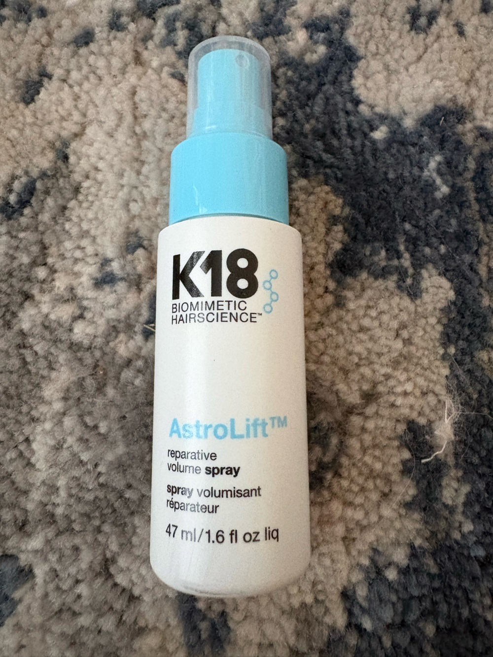 K18 AstroLift Reparative Volume Spray — White & Light Blue
